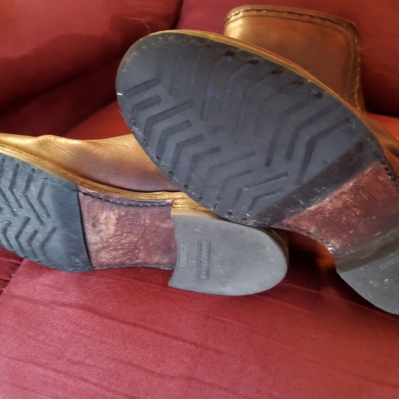 Rare Frye Veronica Back Zip - Picture 2 of 8